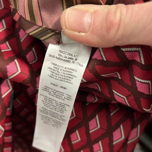 Maliparmi Red and Pink Diamond Printed Pant Size 40/Small - Picture 8 of 8